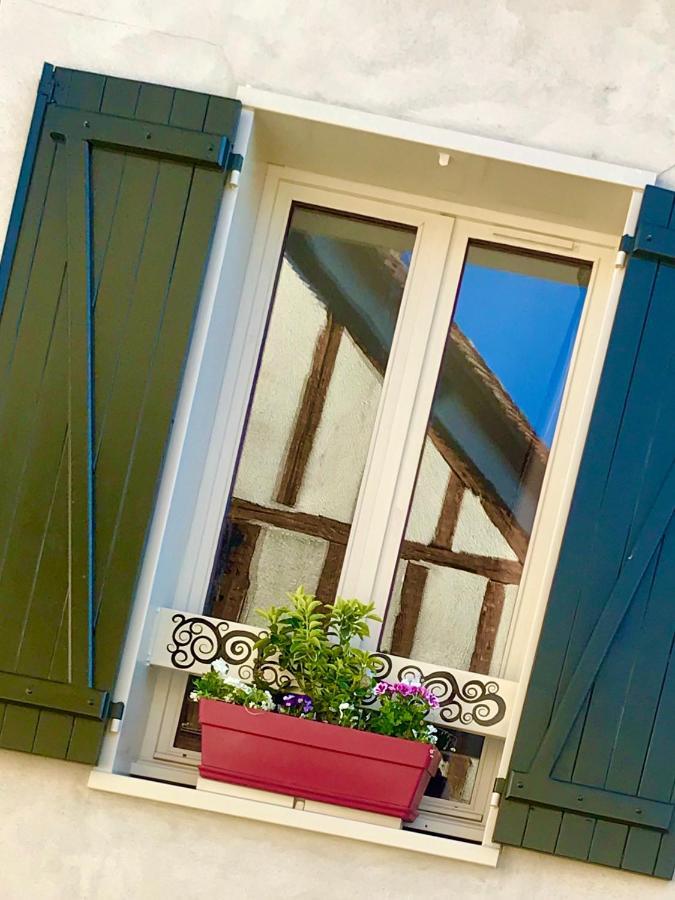 L'Elegance Au Coeur Du Medieval Apartman Provins Kültér fotó